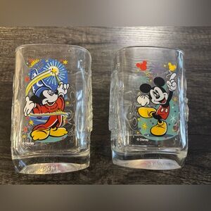 2000 Set  2 McDonald's Disney World Celebration Glasses. 1-Epcot 1-Magic Kingdom